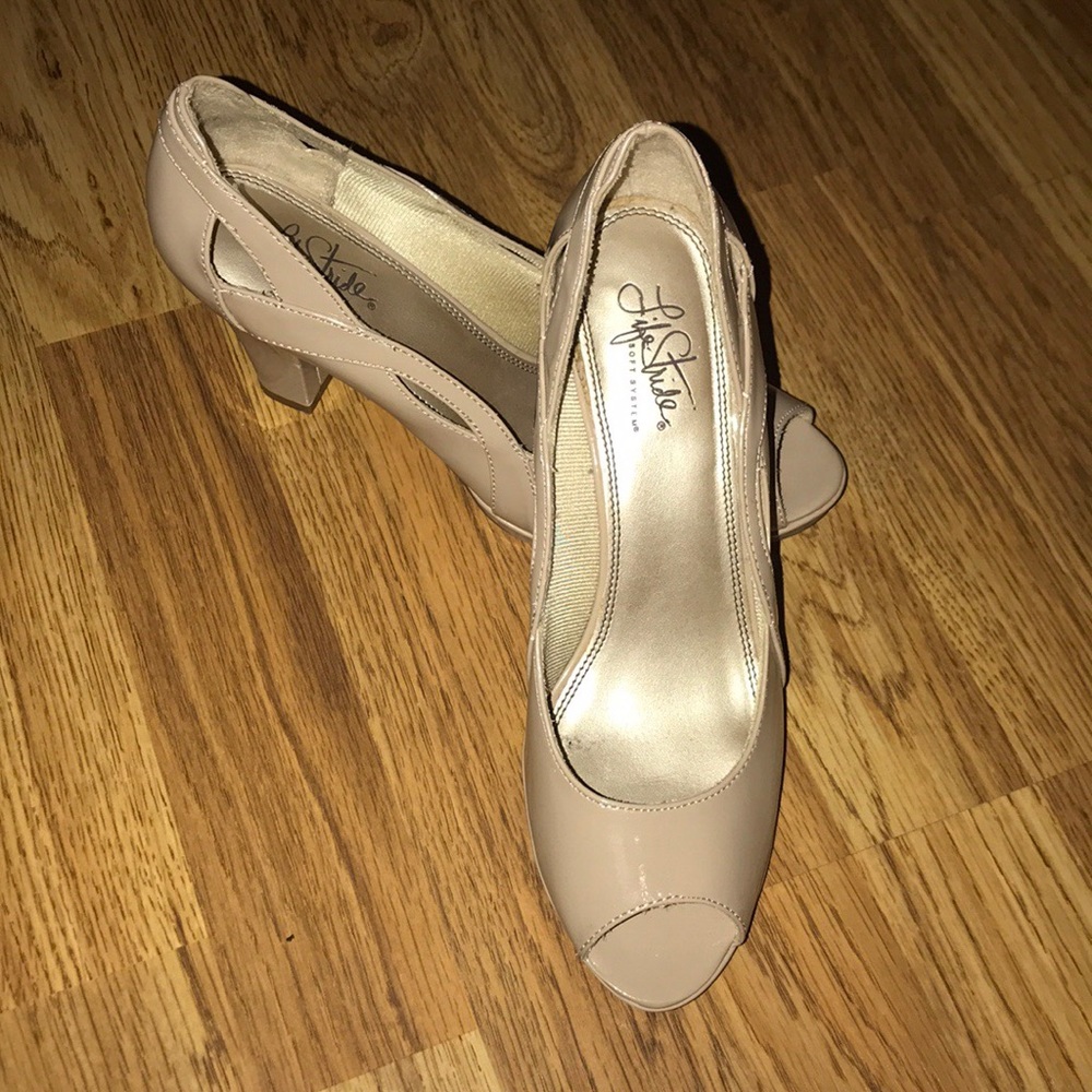 Lifestyle Nude Heels
